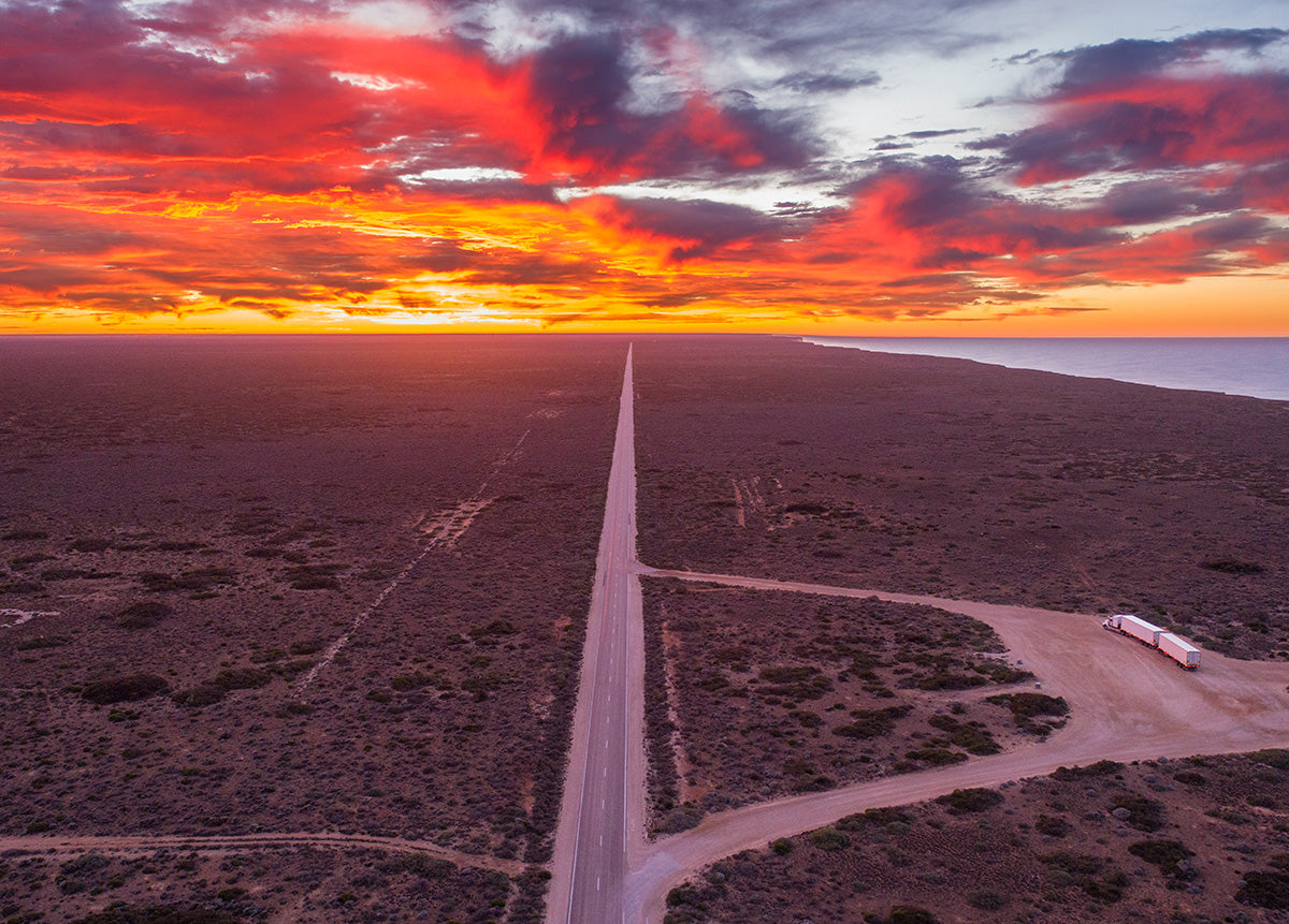 Sunrise on the Nullarbor 01